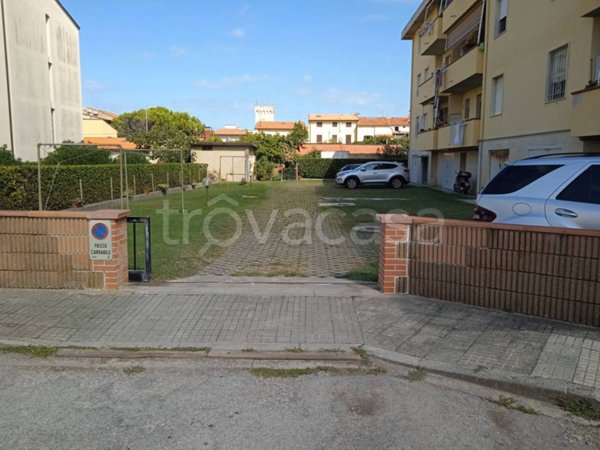 appartamento in vendita a Pisa in zona Marina di Pisa