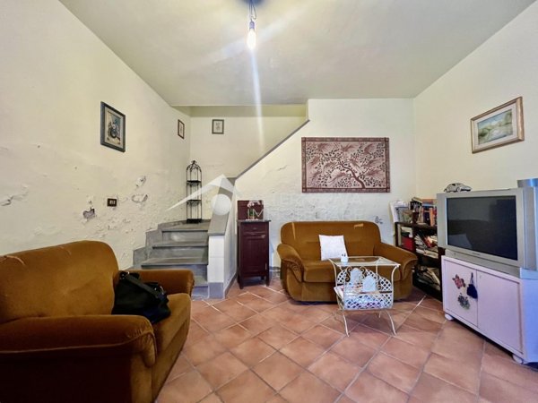 casa indipendente in vendita a Pisa in zona Oratoio