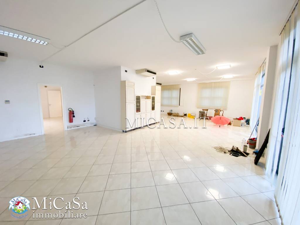 ufficio in vendita a Pisa in zona Ospedaletto