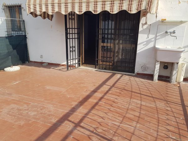 casa indipendente in vendita a Pisa in zona Porta a Lucca
