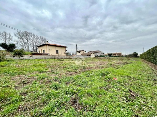 terreno edificabile in vendita a Pisa in zona Putignano