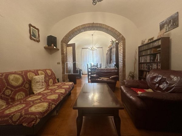 casa indipendente in vendita a Pisa in zona Oratoio