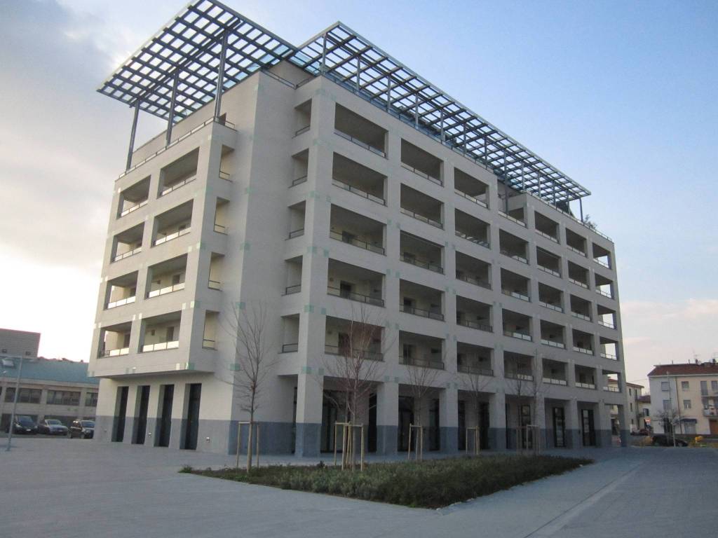 ufficio in vendita a Pisa in zona Porta a Mare