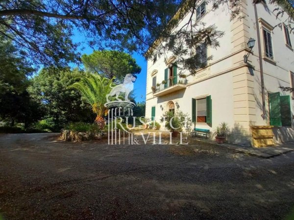 casa indipendente in vendita a Pisa in zona Centro Storico