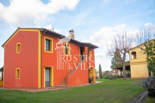 negozio in vendita a Pisa in zona Centro Storico