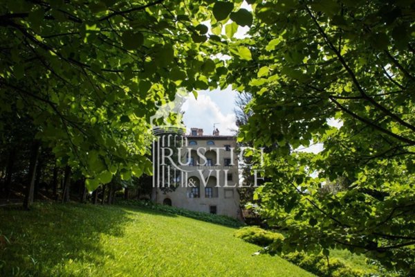 casa indipendente in vendita a Pisa in zona Centro Storico