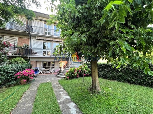 casa indipendente in vendita a Pisa in zona Tirrenia