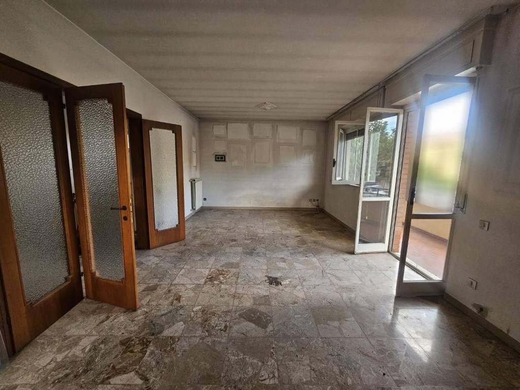 casa indipendente in vendita a Pisa in zona Barbaricina