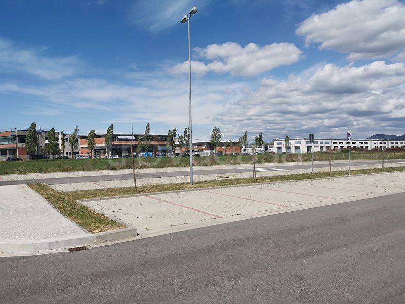 capannone in vendita a Pisa