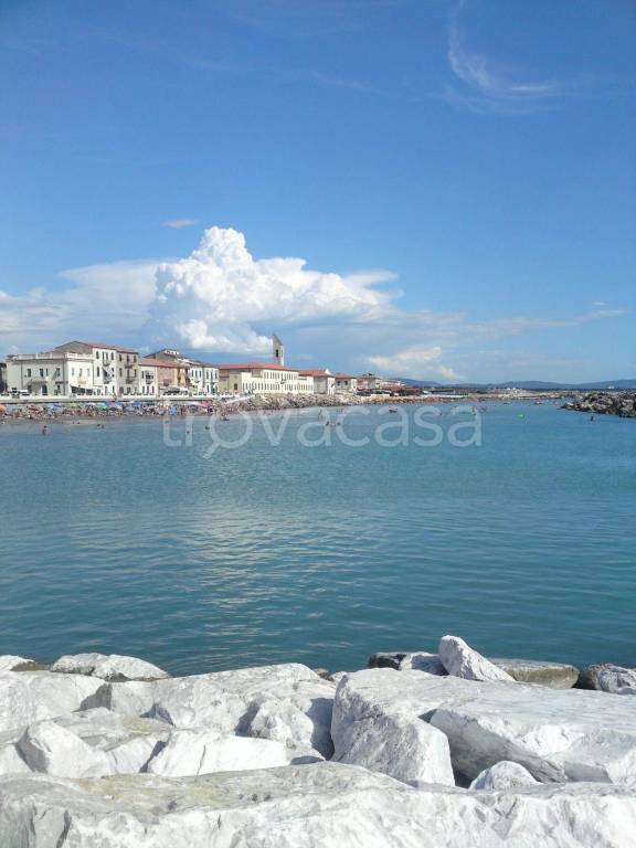 appartamento in vendita a Pisa in zona Marina di Pisa