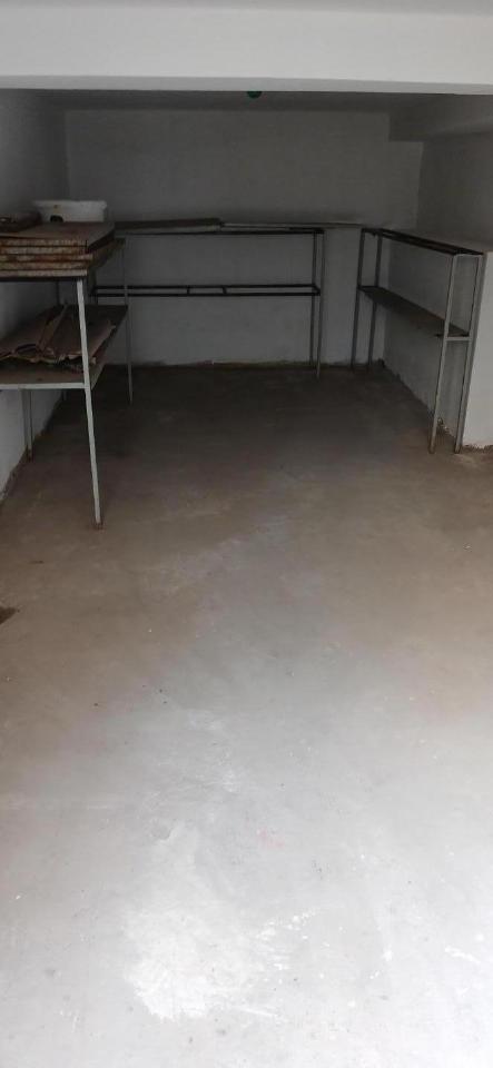 locale di sgombero in vendita a Pisa in zona Pratale / Don Bosco