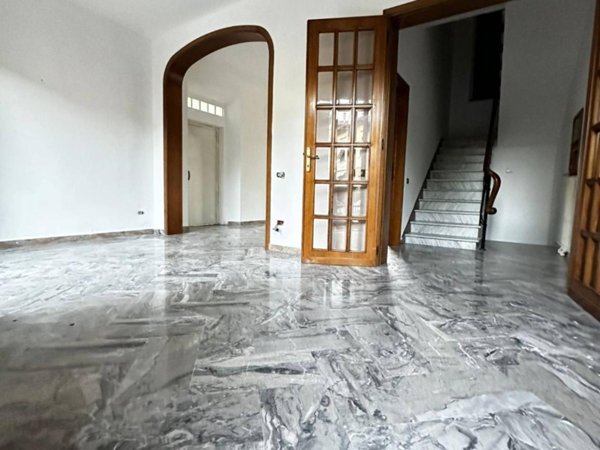 casa indipendente in vendita a Pisa in zona Porta a Lucca
