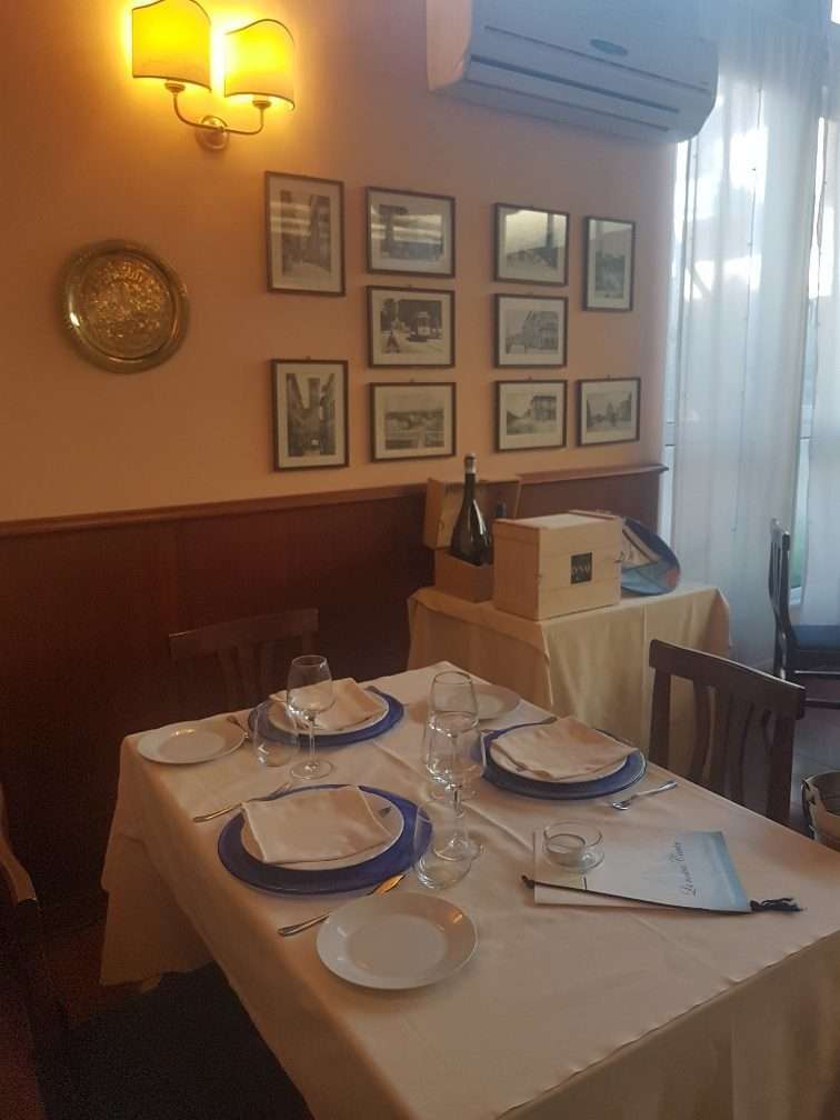 negozio in vendita a Pisa in zona Centro Storico