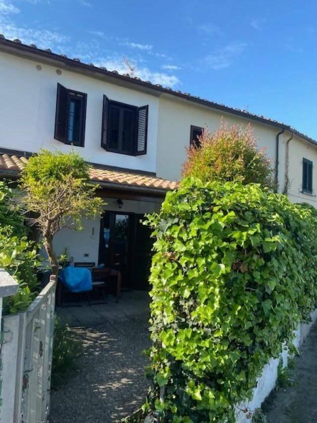 casa indipendente in vendita a Pisa in zona Putignano
