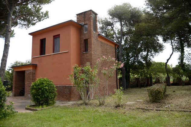 casa indipendente in vendita a Pisa in zona Tirrenia