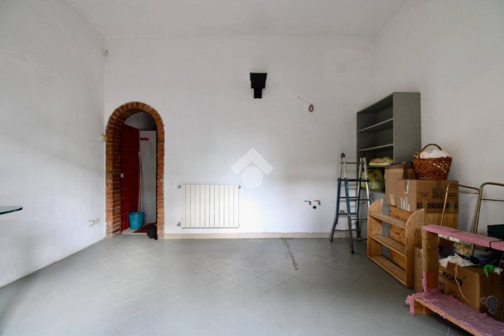 negozio in vendita a Pisa