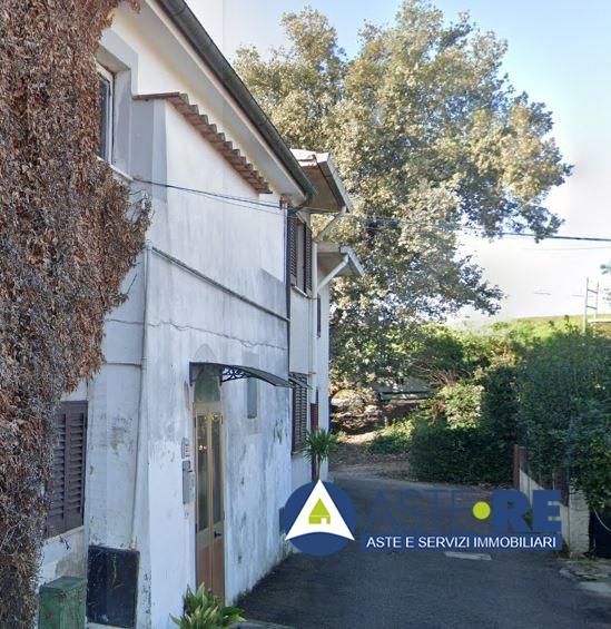 appartamento in vendita a Pisa in zona Tribunale