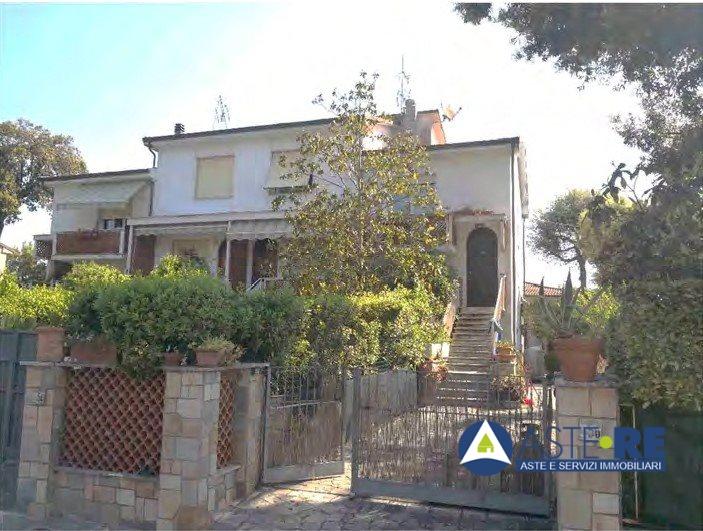 appartamento in vendita a Pisa in zona Tirrenia