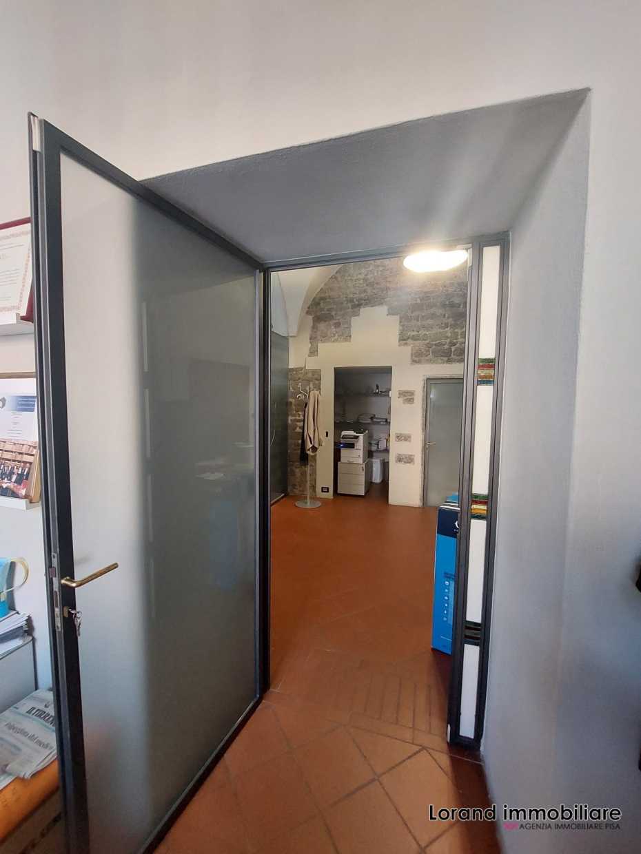 appartamento in vendita a Pisa in zona Lungarni