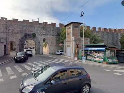 negozio in vendita a Pisa in zona Centro Storico