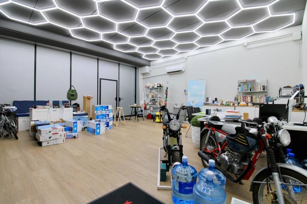 negozio in vendita a Pisa in zona Ospedaletto