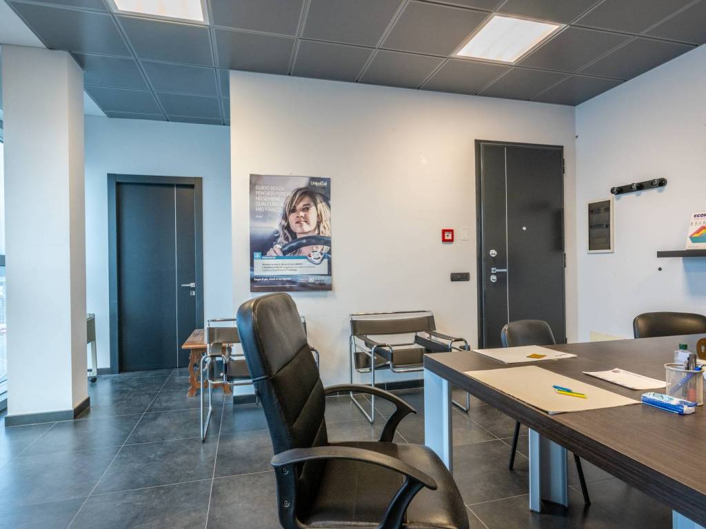 intera palazzina in vendita a Pisa in zona Cisanello