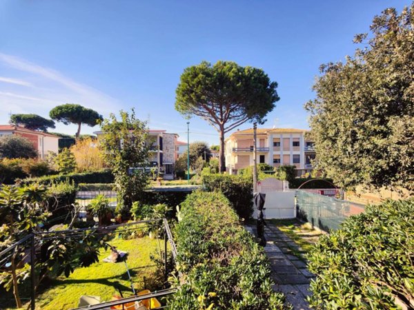 appartamento in vendita a Pisa in zona Tirrenia