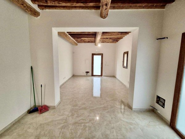 intera palazzina in vendita a Pisa in zona Le Piagge