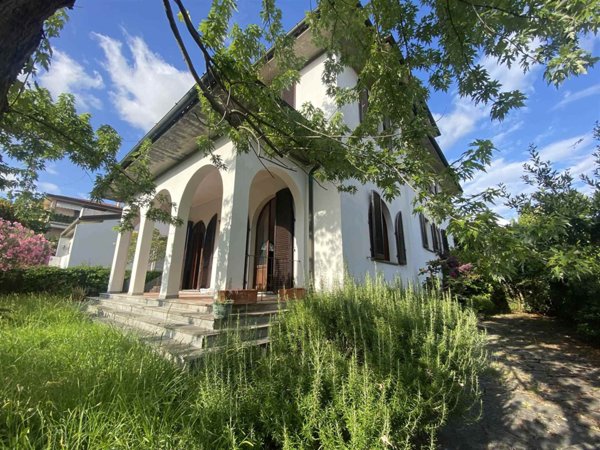 casa indipendente in vendita a Pisa in zona Porta a Lucca