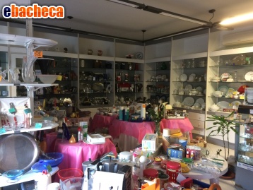 negozio in vendita a Pisa in zona Le Piagge