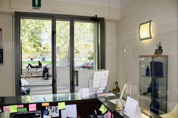 negozio in vendita a Pisa in zona Centro Storico