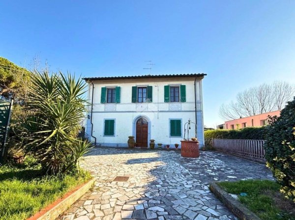 casa indipendente in vendita a Pisa in zona Barbaricina