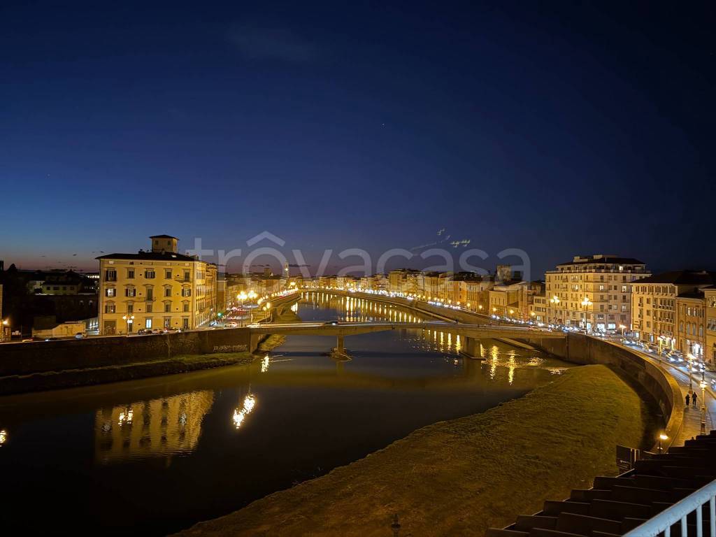 negozio in vendita a Pisa in zona Quartiere Santa Maria