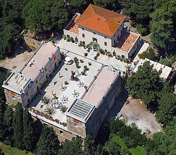 intera palazzina in vendita a Pisa