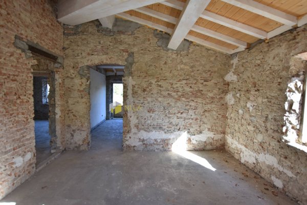 casa indipendente in vendita a Pisa in zona Lungarni