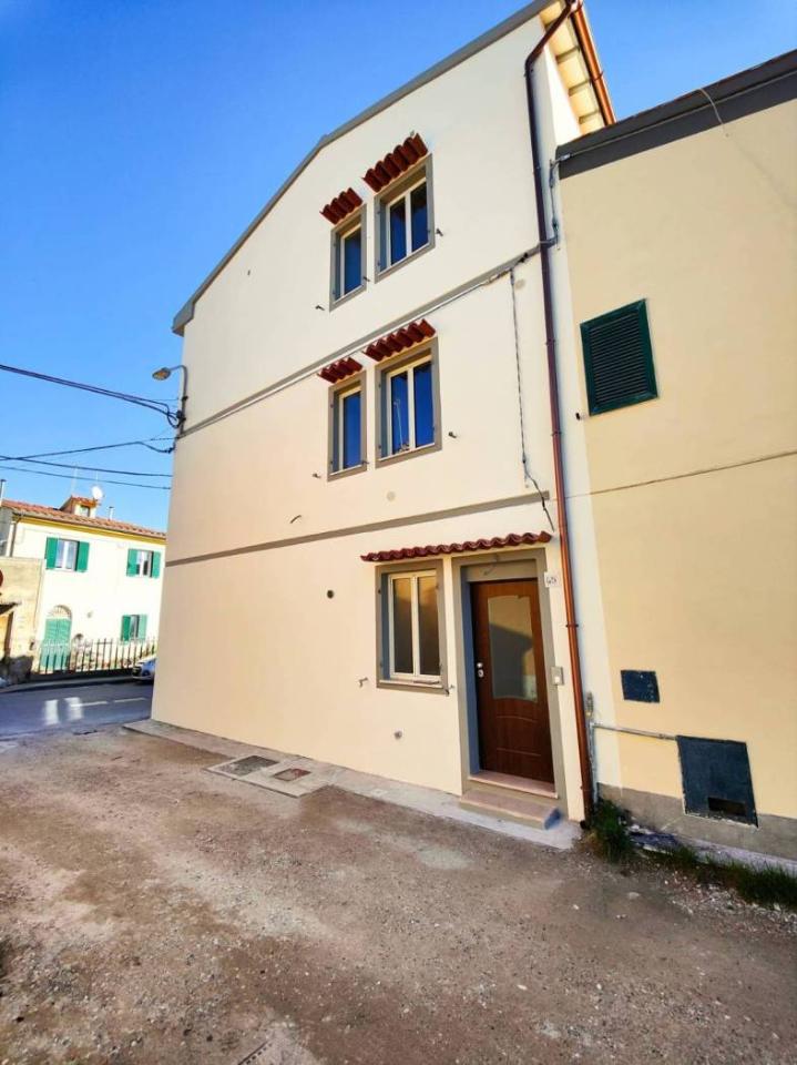 casa indipendente in vendita a Pisa in zona Barbaricina