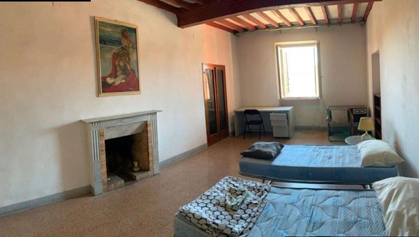 appartamento in vendita a Pisa in zona Lungarni