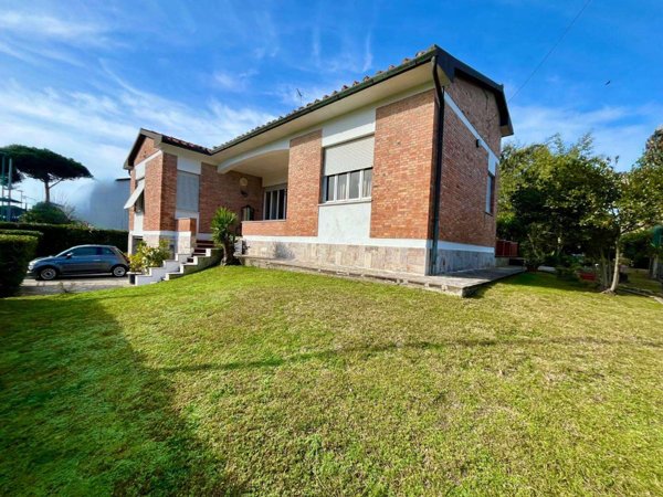 appartamento in vendita a Pisa in zona Tirrenia