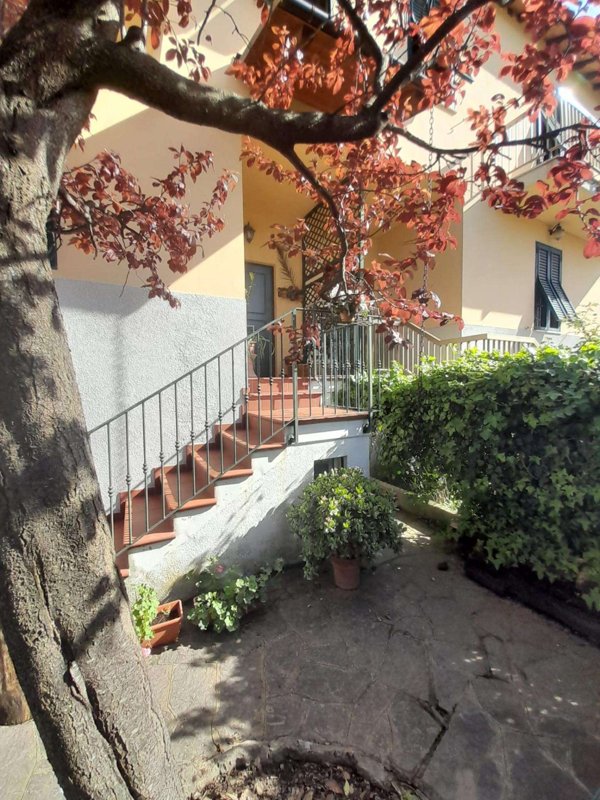 casa indipendente in vendita a Pisa in zona Barbaricina