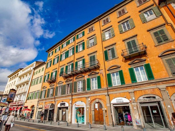 appartamento in vendita a Pisa in zona Lungarni