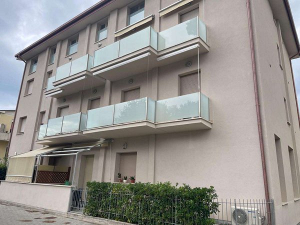 appartamento in vendita a Pisa in zona Tirrenia