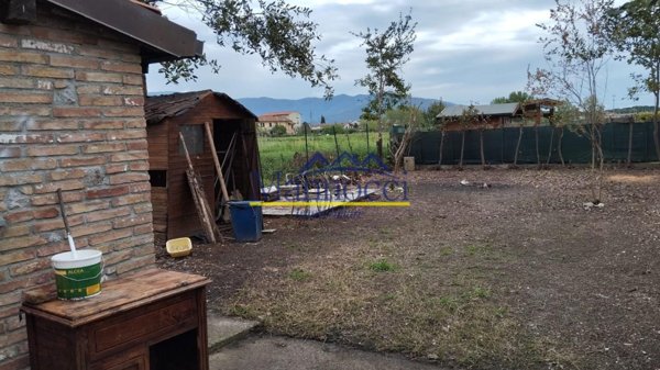 casa indipendente in vendita a Pisa in zona Oratoio