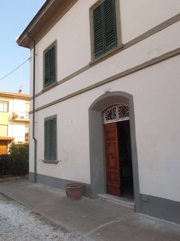 casa indipendente in vendita a Pisa in zona Oratoio