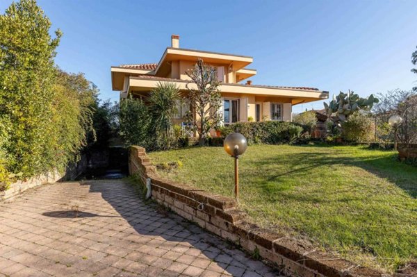 casa indipendente in vendita a Pisa in zona Barbaricina