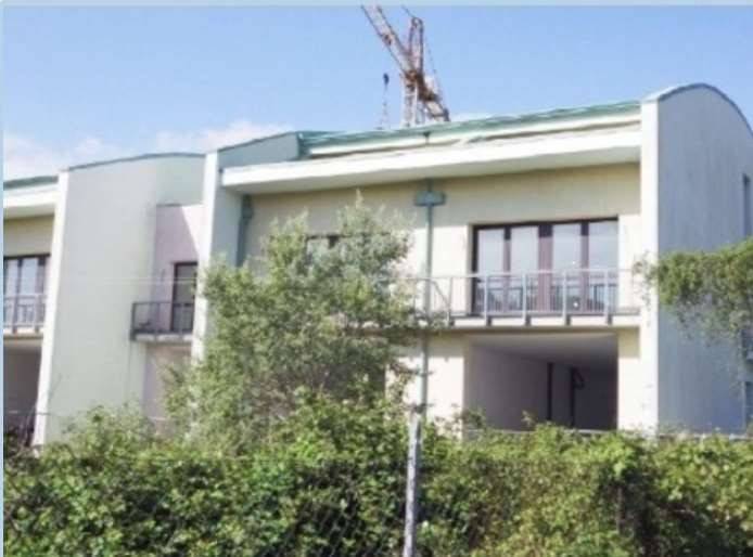 intera palazzina in vendita a Pisa in zona Calambrone