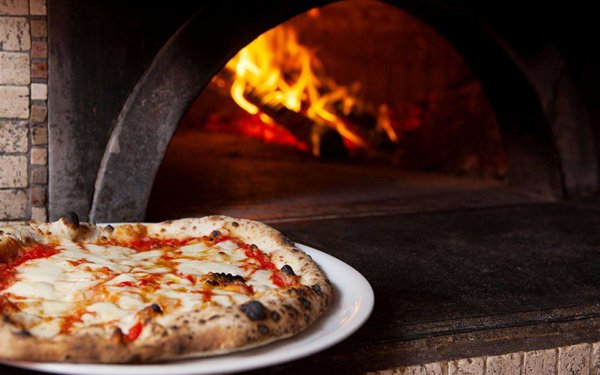 negozio in vendita a Pisa in zona Centro Storico