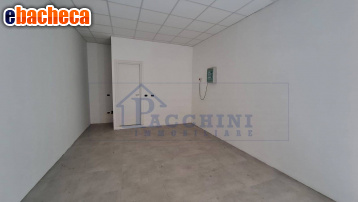 locale commerciale in vendita a Pisa