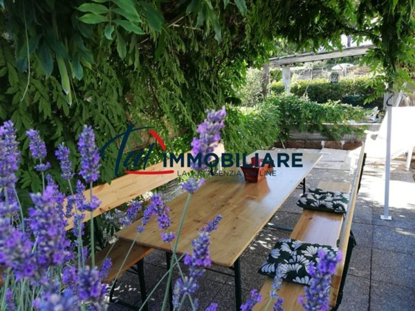 casa indipendente in vendita a Pisa in zona Tirrenia