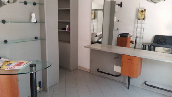 ufficio in vendita a Pisa in zona Porta a Lucca