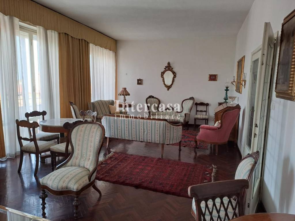 appartamento in vendita a Pisa in zona Quartiere Sant'Antonio